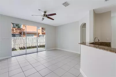 8450 NW 113th Psge, Doral, FL 33178 - Photo 7