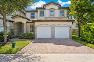 8450 NW 113th Passage, Doral, FL 33178 - Photo 1