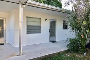 1746 N 3rd Ave N, Lake Worth, FL 33460 - Photo 13