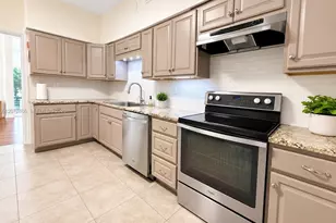 9400 E Bay Harbor Dr, Bay Harbor Islands, FL 33154 - Photo 3
