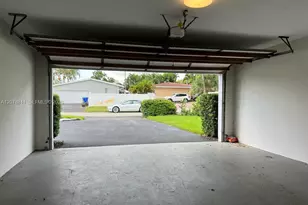1931 NE 55th Ct, Fort Lauderdale, FL 33308 - Photo 13