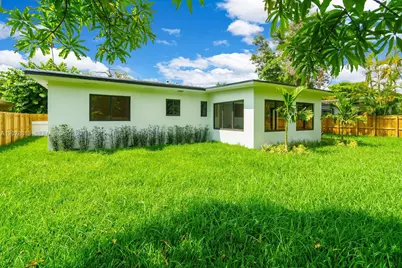 435 NE 114th St, Miami, FL 33161 - Photo 5
