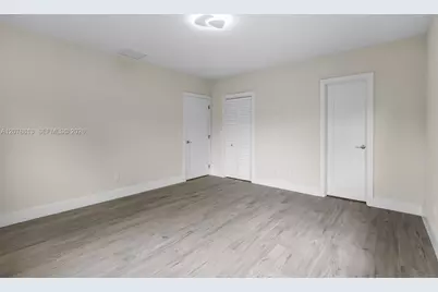 435 NE 114th St, Miami, FL 33161 - Photo 19