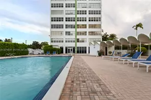 2100 Sans Souci Blvd, North Miami, FL 33181 - Photo 23