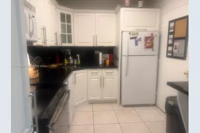 5601 Collins Ave #415, Miami Beach, FL 33140 - Photo 9