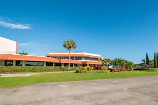 300 S Hollybrook Dr, Pembroke Pines, FL 33025 - Photo 27