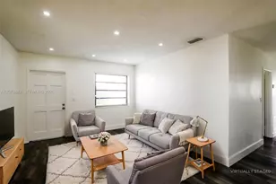10020 SW 37th St, Miami, FL 33165 - Photo 3