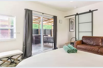 1332 NE 5th Ave #1, Fort Lauderdale, FL 33304 - Photo 29