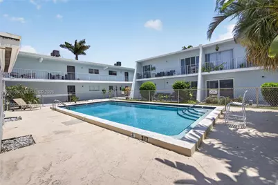 725 Hummingbird Way #109, North Palm Beach, FL 33408 - Photo 1