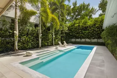 205 S Shore Dr S, Miami, FL 33133 - Photo 19