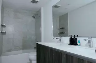 488 NE 18th St, Miami, FL 33132 - Photo 13