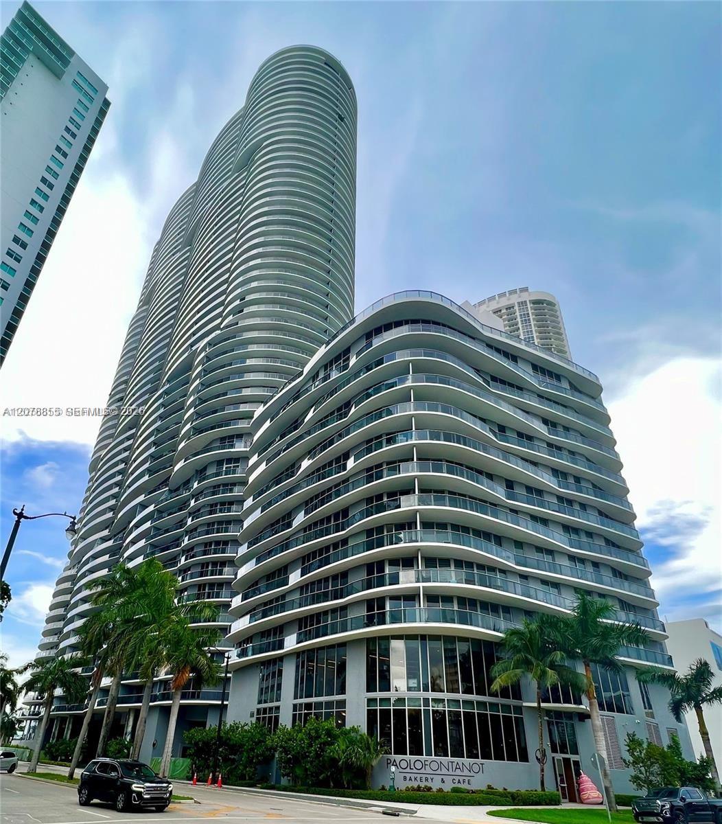488 NE 18th St #3100 - 488 NE 18th St #3100, Miami, FL 33132 Luxury Property | Jose Angel Pina