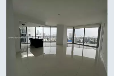 488 NE 18th St #3100, Miami, FL 33132 - Photo 3