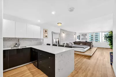 2301 Collins Ave #714, Miami Beach, FL 33139 - Photo 9