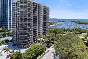 2843 S Bayshore Dr, Miami, FL 33133 - Photo 23