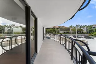 2843 S Bayshore Dr, Miami, FL 33133 - Photo 21