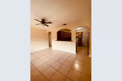 2272 NW 66th St, Miami, FL 33147 - Photo 19