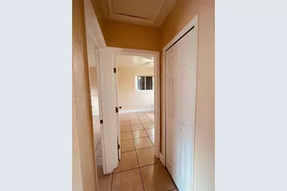 2272 NW 66th St, Miami, FL 33147 - Photo 23
