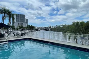 1740 NW N River Dr, Miami, FL 33125 - Photo 29