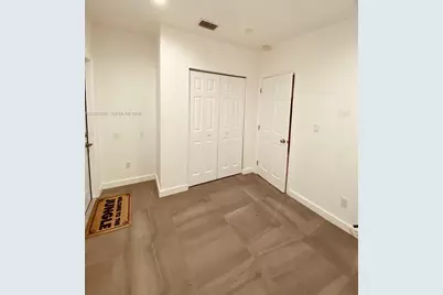 2129 NW 75th St, Miami, FL 33147 - Photo 23