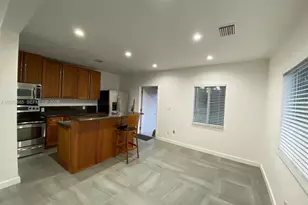 2129 NW 75th St, Miami, FL 33147 - Photo 9