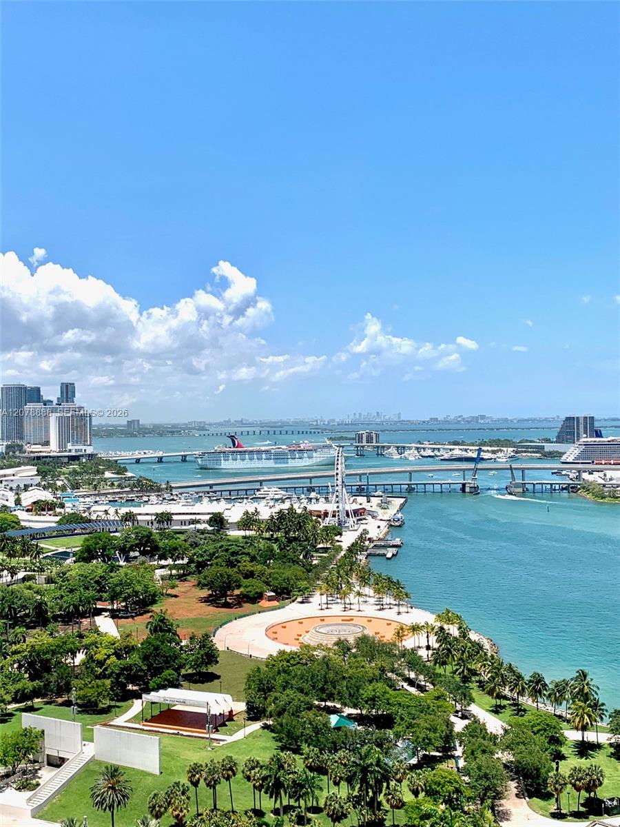 325 S Biscayne Blvd #2714 - 325 S Biscayne Blvd #2714, Miami, FL 33131 Luxury Property | Jose Angel Pina