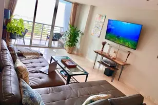 325 S Biscayne Blvd, Miami, FL 33131 - Photo 9