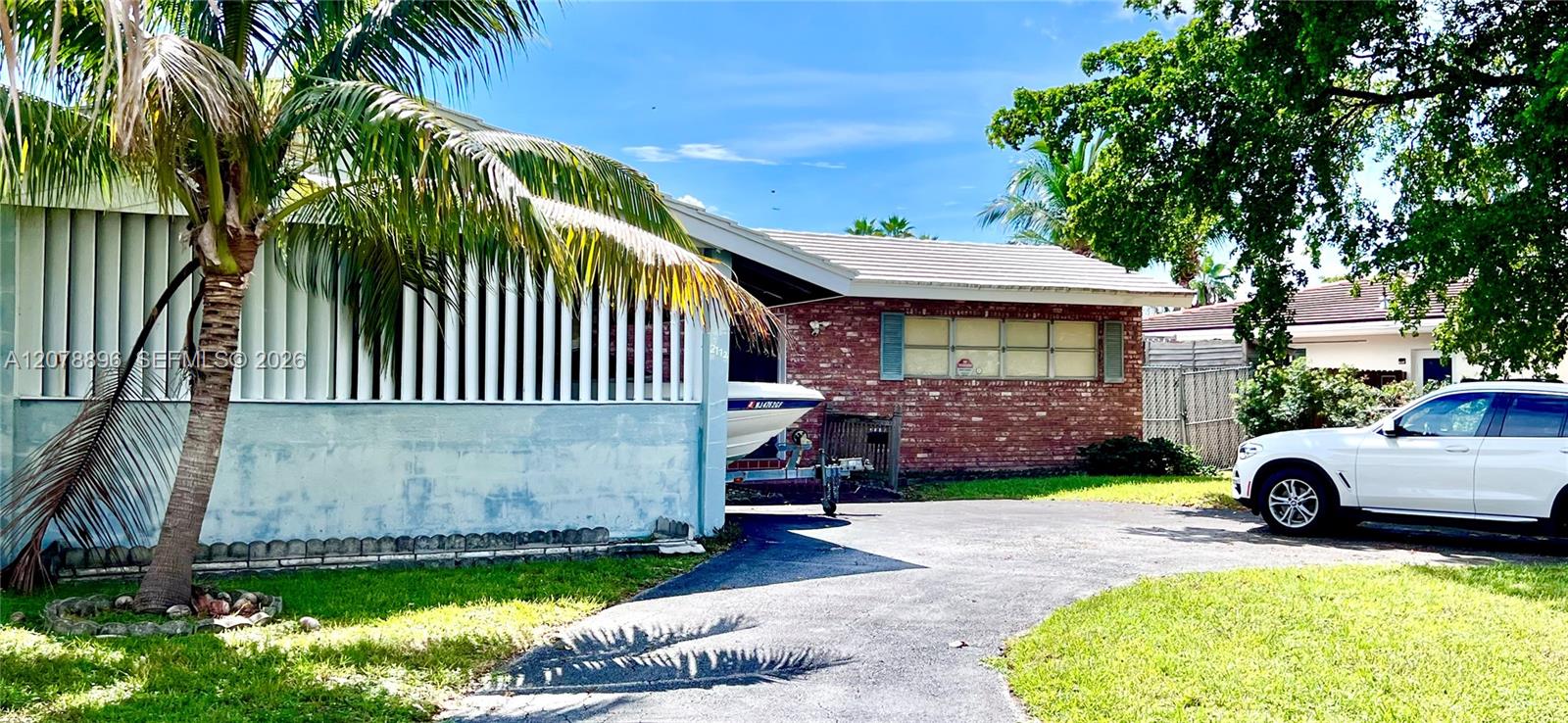 2172 NE 25th St - 2172 NE 25th St, Wilton Manors, FL 33305 Luxury Property | Jose Angel Pina