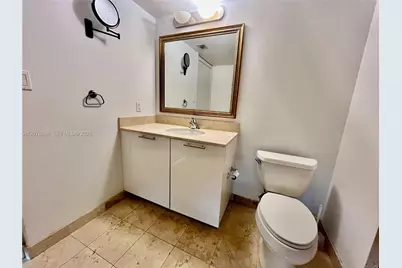 1800 N Bayshore Dr #3710, Miami, FL 33132 - Photo 27
