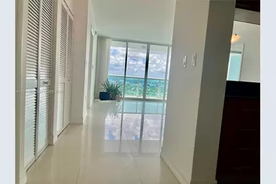 1800 N Bayshore Dr #3710, Miami, FL 33132 - Photo 3