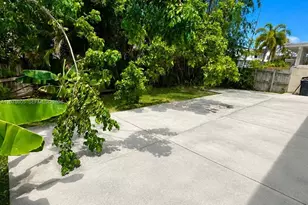 11981 SW 271st Terrace, Homestead, FL 33032 - Photo 3