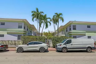 915 8th St, Miami Beach, FL 33139 - Photo 1