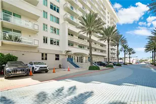9499 Collins Ave, Surfside, FL 33154 - Photo 5