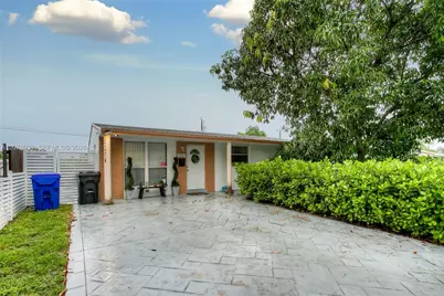 7331 Johnson St, Hollywood, FL 33024 - Photo 1