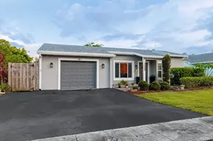 11660 NW 38th Pl, Sunrise, FL 33323 - Photo 39