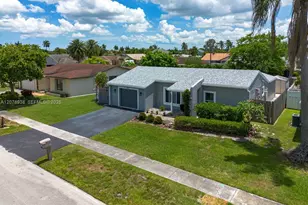 11660 NW 38th Pl, Sunrise, FL 33323 - Photo 43