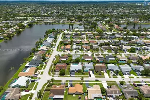 11660 NW 38th Pl, Sunrise, FL 33323 - Photo 33