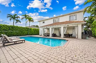 9067 NW 169th St, Miami Lakes, FL 33018 - Photo 41
