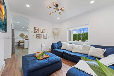 9067 NW 169th St, Miami Lakes, FL 33018 - Photo 11
