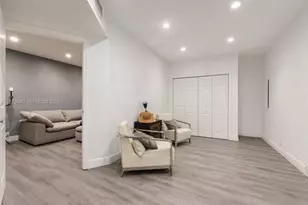 9067 NW 169th St, Miami Lakes, FL 33018 - Photo 19