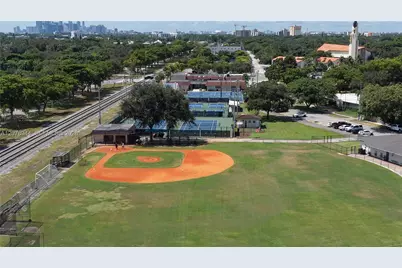 9860 NE 5th Ave Rd, Miami Shores, FL 33138 - Photo 43