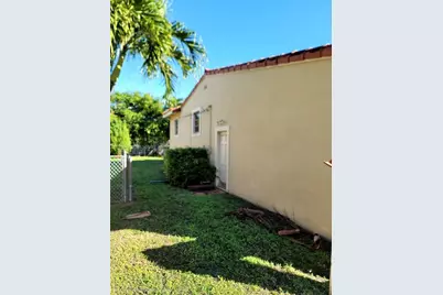 1645 SW 83rd Ave, Miami, FL 33155 - Photo 7