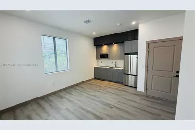 768 NW 2nd St #3, Miami, FL 33128 - Photo 9