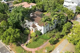 5680 Pine Tree Dr, Miami Beach, FL 33140 - Photo 1