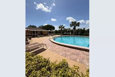 425 Southampton B #425, West Palm Beach, FL 33417 - Photo 9