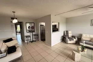 425 Southampton B, West Palm Beach, FL 33417 - Photo 31