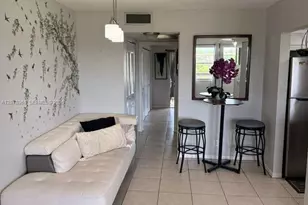425 Southampton B, West Palm Beach, FL 33417 - Photo 35