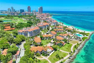 15723 Fisher Island Dr, Miami Beach, FL 33109 - Photo 25