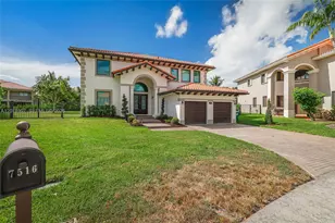 7516 SW 190th St, Cutler Bay, FL 33157 - Photo 3