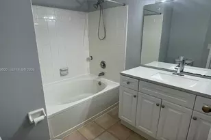 48 Whitehead Cir, Weston, FL 33326 - Photo 9